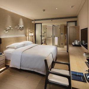 Habitación Adaptada para Personas de Movilidad Reducida con Cama King en Ala